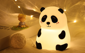 小熊猫灯/小夜灯/玩具灯/硅胶灯设计图片