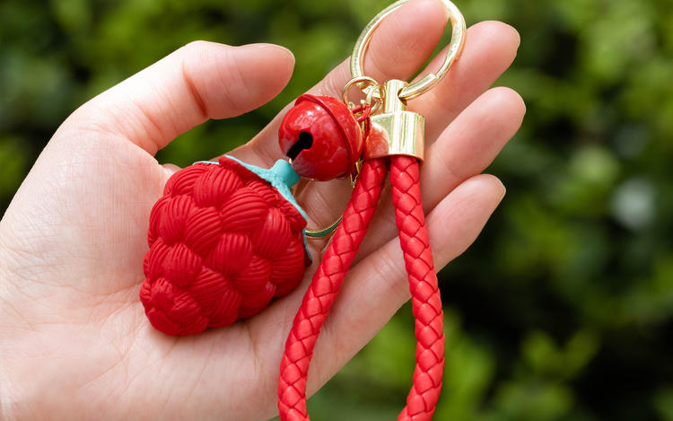 電商攝影|產品攝影| 草莓可愛塑料鑰匙掛件包包鑰匙扣小飾品